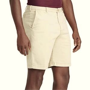 NWT IZOD Saltwater Men’s Relaxed Chino Khaki Stretch Shorts Flat Front 40
